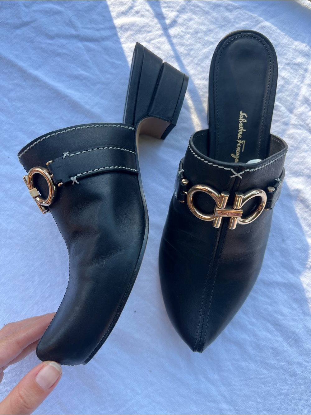 salvatore ferragamo phobos gancini mules - Picture 2 of 12